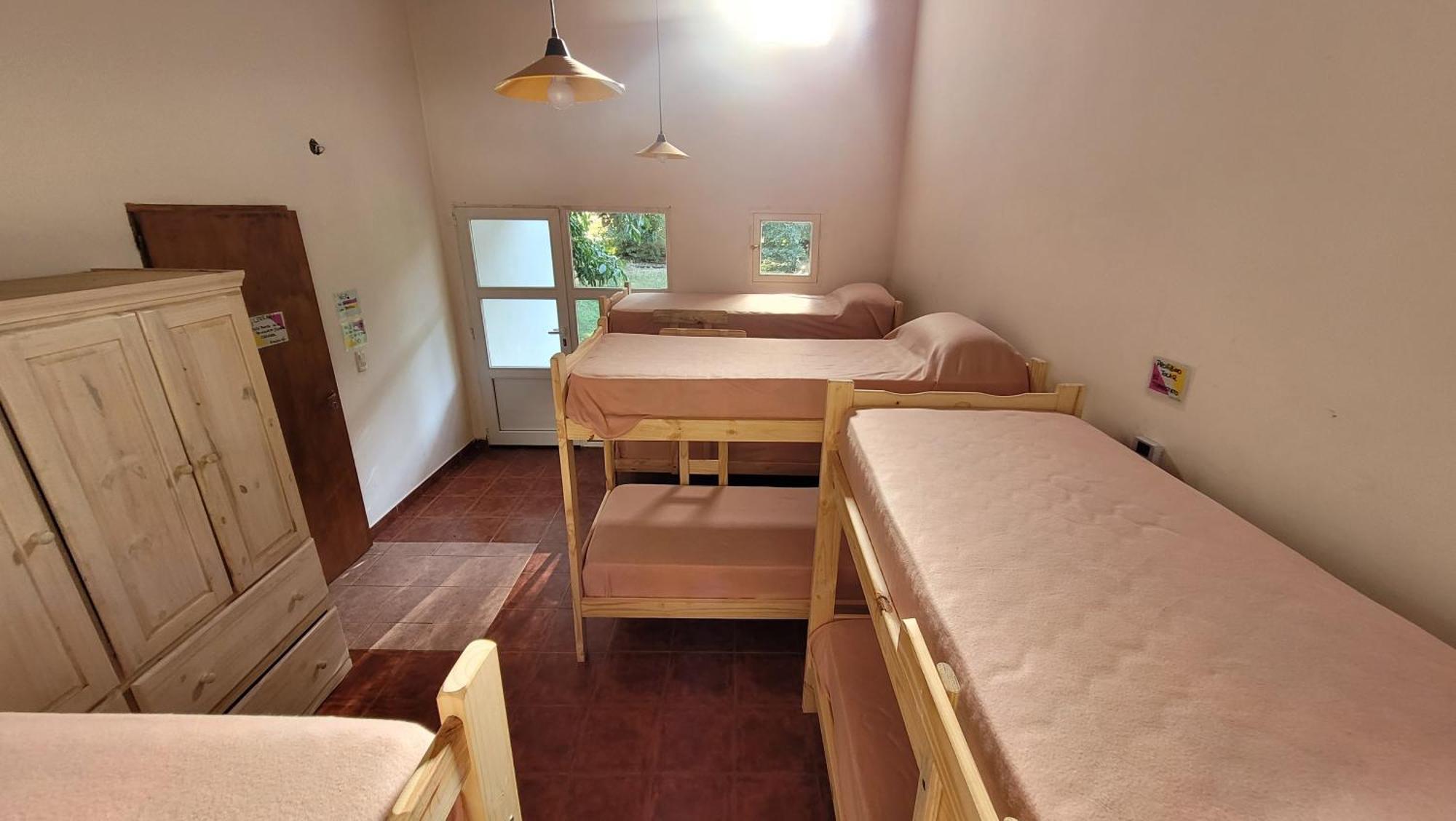 Hostel Meridiano 71 El Bolson Luaran gambar